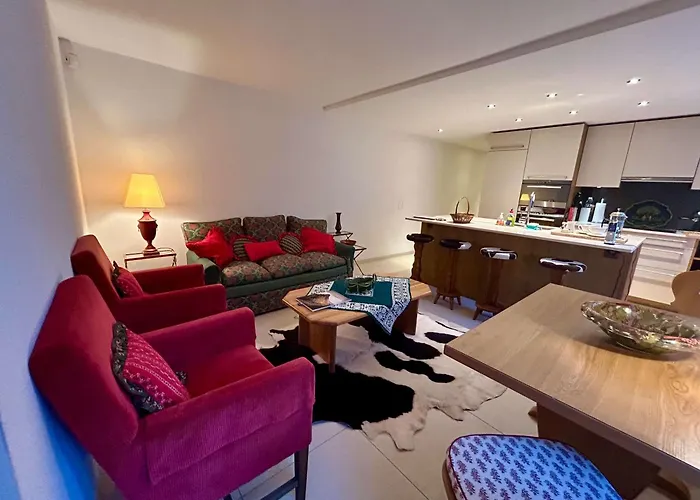 아파트 Center Luxury 3 *